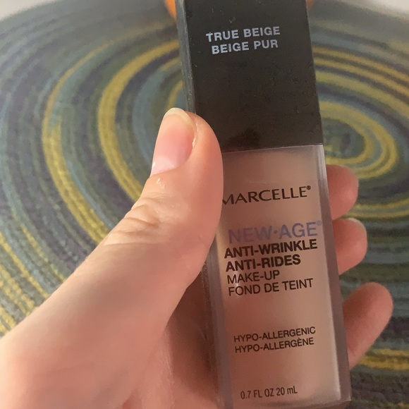 ❄️3/25$ Marcelle Foundation - Picture 2 of 4